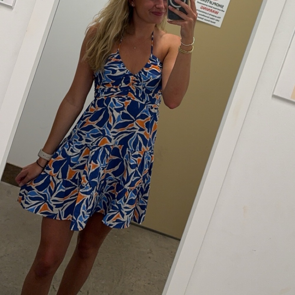 Dress - Picture 5 of 7